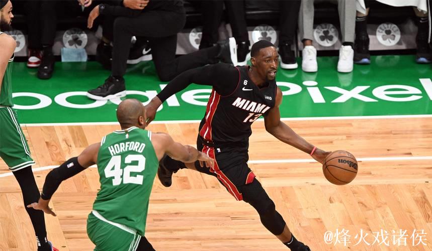 阿德巴约谈进攻低迷:有时候出现大空位,我们反而会犹豫 阿德巴约谈进攻低迷:有时候出现大空位,我们反而会犹豫